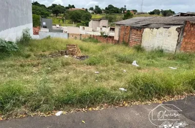 Terreno à venda no Jardim Vânia Maria, Bauru 