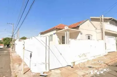 Casa com 3 quartos para alugar na Vila Independência, Bauru 