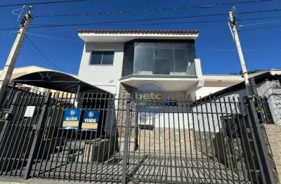 Casa comercial com 4 salas à venda no Centro, Itu 