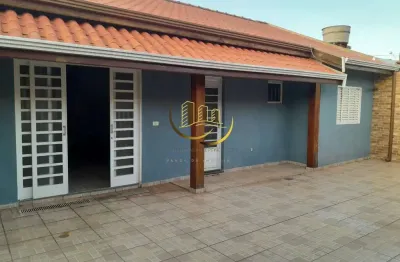 Casa à venda em capivari-sp, 2 quartos, 1sala, 1 cozinha, 2 banheiros e 3 vagas de garagem!