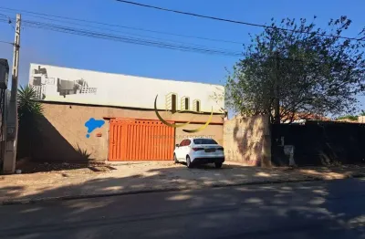 Salão comercial à venda em americana-sp: 5 salas, 2 banheiros, 3 vagas de garagem - jardim brasília, 270 m² de área