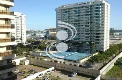 Apartamento 02 quartos Rua Aroazes, frente, varanda 2º andar