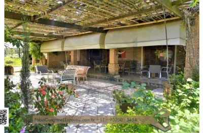 Sitio espetacular, localização, vista e infraestrutura perfeitas para amantes da natureza, esporte e família.