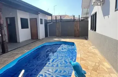 Casa com 3 quartos à venda na Rua Isaltino Pinheiro de Castro, Jardim Paraíso II, Botucatu