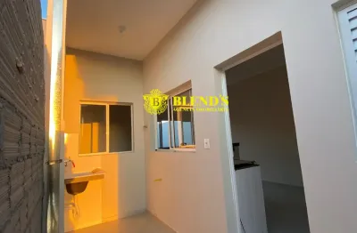 Casa no Jardim Iolanda com 2 dormitórios, com 60m de área construída em um terreno de 125m².