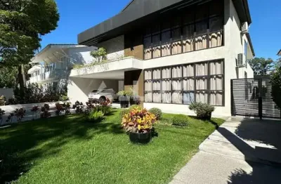 Casa para locação por R$ 45.000,00 em Alphaville, Santana de Parnaíba SP