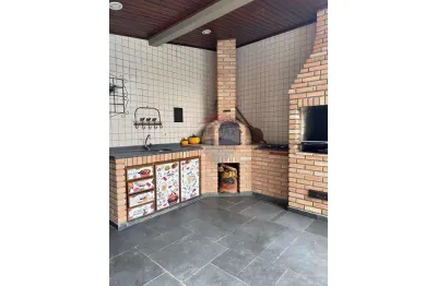 Casa em condomínio fechado com 4 quartos para alugar no Morada dos Pássaros, Barueri 