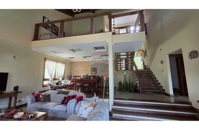 Casa em condomínio fechado com 4 quartos à venda na Aldeia da Serra, Barueri 