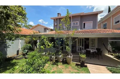 Casa em condomínio fechado com 3 quartos à venda na Aldeia da Serra, Barueri 