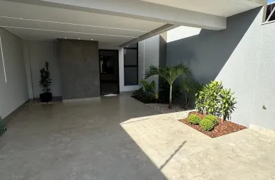 Imóvel Novo e Espaçoso - 3 Dormitórios, Suíte, Piscina e Acabamento de Alto Padrão