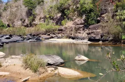 Chácara / sítio à venda no Água Limpa, Três Marias 