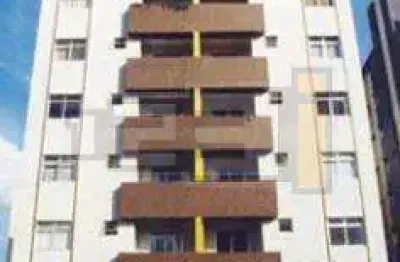 Apartamento à venda com 3 quartos sendo uma suíte no bairro cabral em curitiba