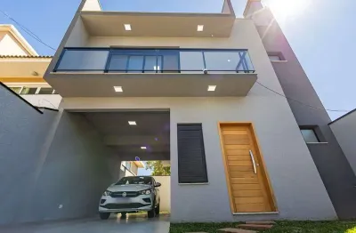 Sobrado novo e de alto padrão à venda no bairro são braz em curitiba pr