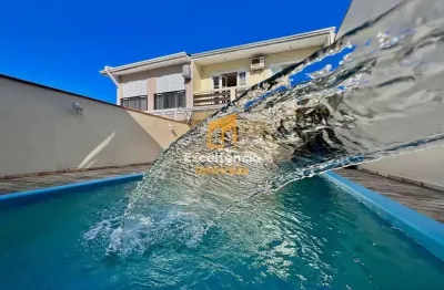 Casa com 7 quartos à venda no Centro, Guaratuba 
