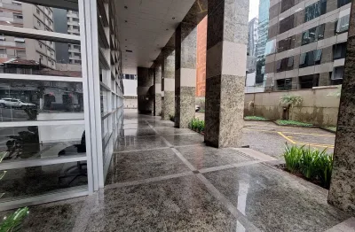 Conjunto comercial com área total de 386 m², para locação na alameda santos
