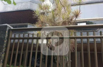 Venha morar no recreio dos bandeirantes em um apto amplo e perto de tudo.