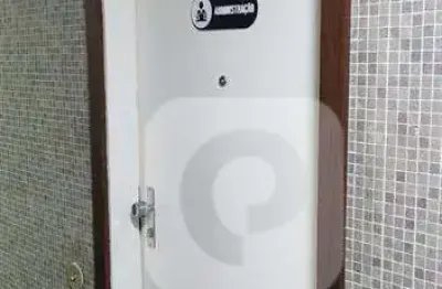 Para o seu negocio! ótima sala na freguesia, 28m2, banheiro e vaga de garagem