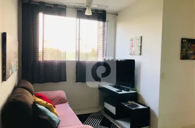 Apartamento 2 quartos- vista livre- sol manha - 1 vaga - v. pequena