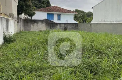 Último terreno plano 595m² no condomínio vilarejo. não perca!