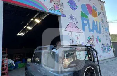 Galpão em campo grande, em ótimo estado para empresas ou igrejas