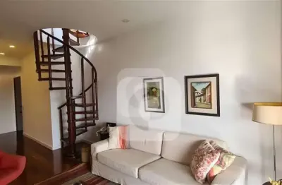 Cobertura à venda na Rua Carlos Oswald, Barra da Tijuca, Rio de Janeiro