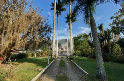 Chácara / sítio com 4 quartos à venda na Estrada União e Indústria, Itaipava, Petrópolis