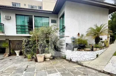 Casa com 7 quartos à venda na Rua Jaime Ovale, Jardim Guanabara, Rio de Janeiro
