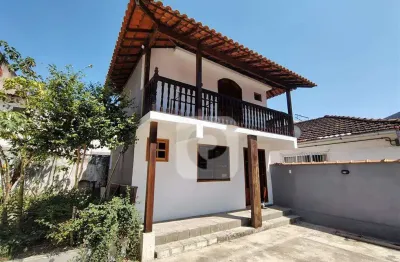 Casa 142m² 2 suítes primeira locação porcelanato piscina churrasqueira amplo quintal à venda