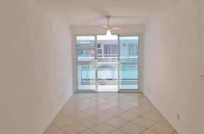 Apartamento recreio 75m² 2 quartos sendo 1 suíte com armário