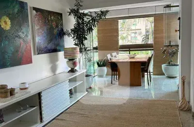 Apartamento garden com 3 quartos, 1 suíte, 111m², e armários planejados