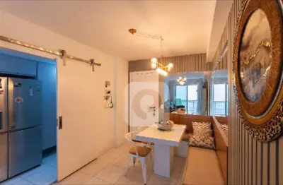 Apartamento perfeito na tijuca - 2 quartos  1 vaga  61m2  varanda