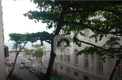 Apartamento 135m² 3 Quartos 1 Suíte Vista MAR Quadra da Praia Copacabana Posto 2 à Venda