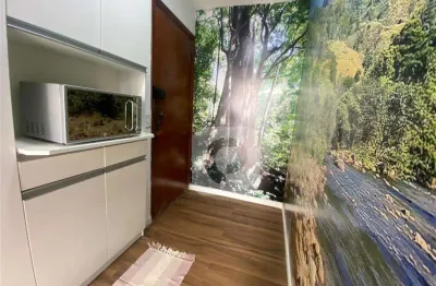 Apartamento 2 Quartos Reformado na Taquara | Vaga | Condomínio Completo