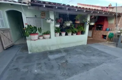 Casa à venda com 2 dormitórios - 92 m² por r$ 300.000,00 - praça da bandeira, araruama/rj