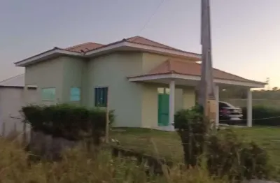 Casa com 2 dormitórios à venda, 100 m² por r$ 290.000,00 - outeiro - araruama/rj