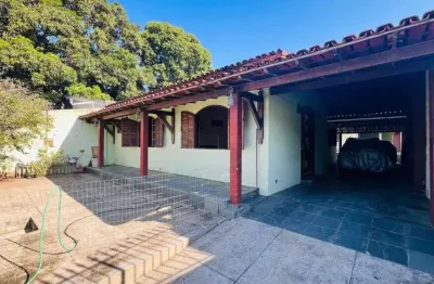 Casa com 3 dormitórios à venda, 180 m² por r$ 550.000,00 - araruama - araruama/rj