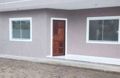 Casa com 2 dormitórios à venda, 80 m² por r$ 230.000,00 - itatiquara - araruama/rj