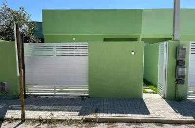 Casa com 2 dormitórios à venda, 64 m² por r$ 180.000 - fazendinha - araruama/rj