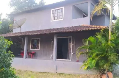 Casa com 2 dormitórios à venda, 186 m² por r$ 220.000,00 - banqueiros - araruama/rj