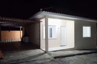 Casa com 2 quartos à venda na Rua Adalberto Ramos, 442, Outeiro, Araruama
