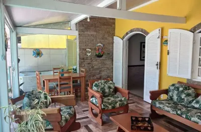 Casa com 3 dormitórios à venda, 260 m² por r$ 5.000,00 - foguete - cabo frio/rj
