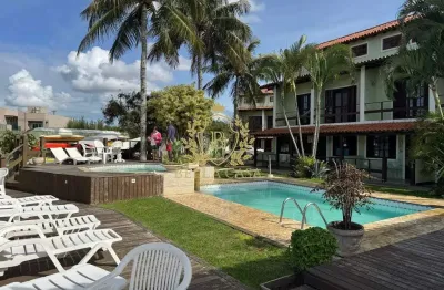 Casa triplex em condomínio fechado com vista para a lagoa – à venda por r$ 480.000,00- ogiva - cabo frio/rj