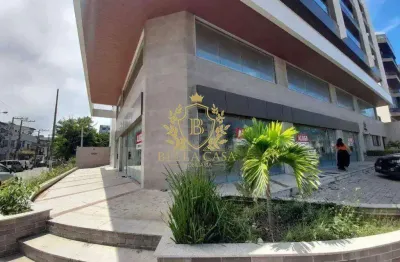 Loja com 407,17 m² próxima à praia do forte e ao centro (alto fluxo) para locação por r$ 20.672,00/mês - cabo frio/rj