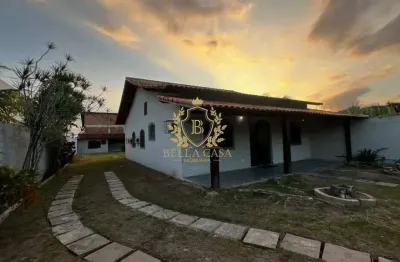 Casa de 3 dormitórios para locação por r$ 3.300,00/por mes. parque hotel - araruama/rj