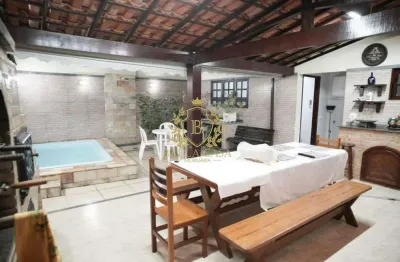 Casa com 200,00 à venda por r$ 550.000,00 - xv de novembro - araruama/rj