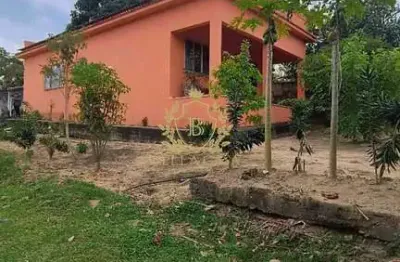 Sítio com 2 casas à venda por r$ 300.000,00 - paracatu - araruama/rj