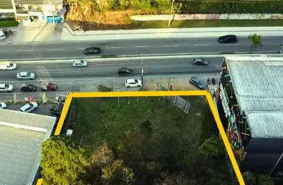 Terreno com 3.771 m2 e 28 de frente em balneário camboriú!