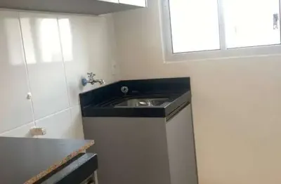 Apartamento para locação no ville de leon com 2 quartos em itaipava