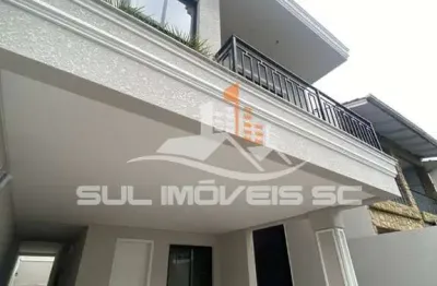 Casa com 3 quartos à venda no Centro, Itajaí 