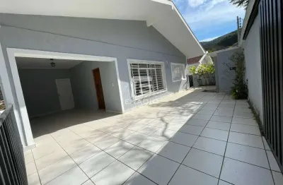 Casa com 3 quartos, jardim dos estados - a venda  poços de caldas